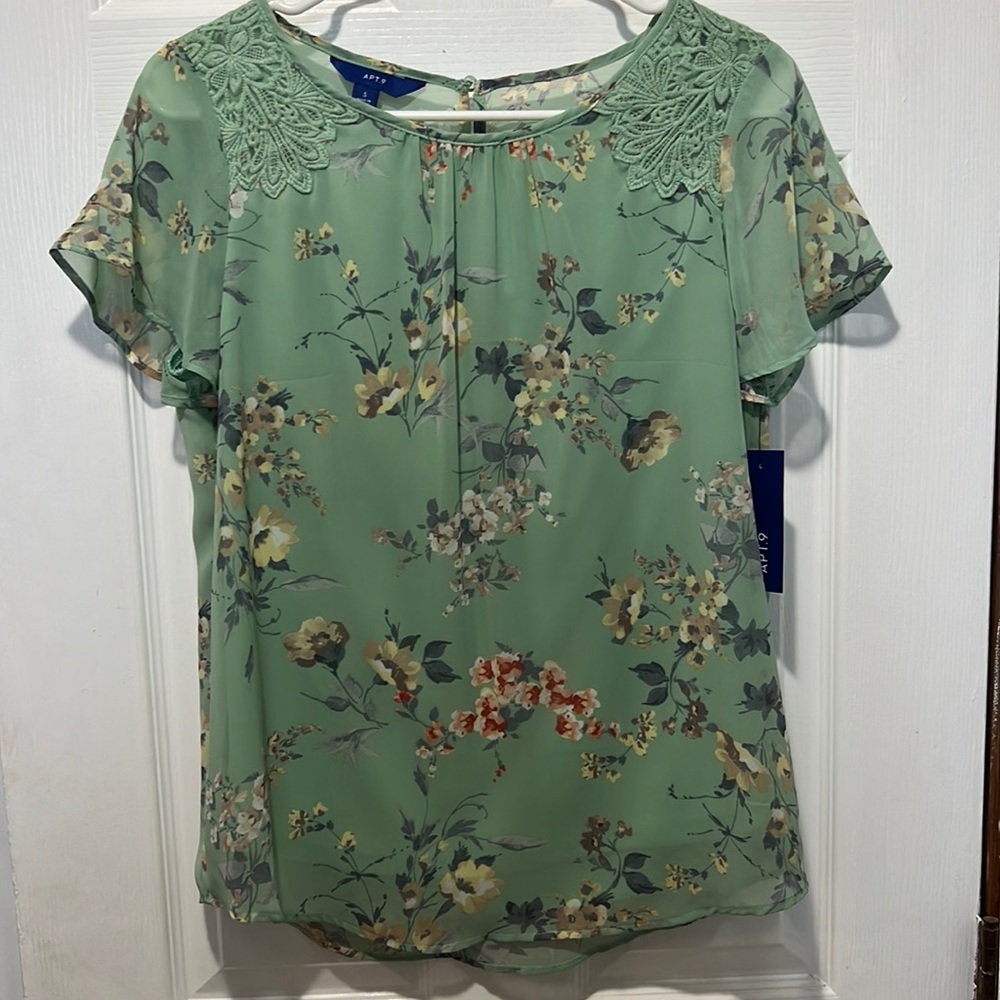 Apt 9 Green Floral Blouse - Size S